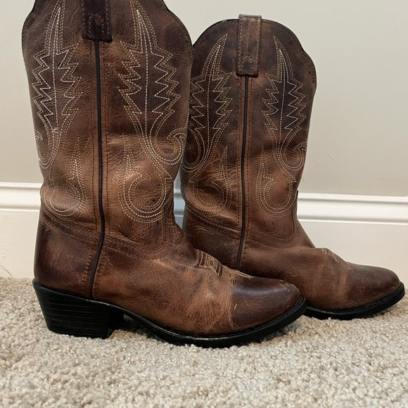 cowgirl boots - Picture 4 of 6